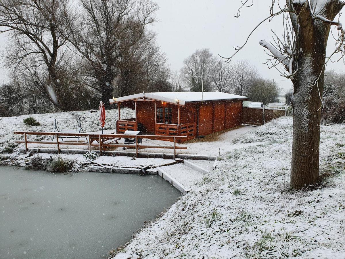 East Pool Cabin Lincoln Exteriör bild